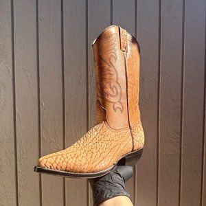 #74 Bull Neck Design Western Boot - Galope Boots